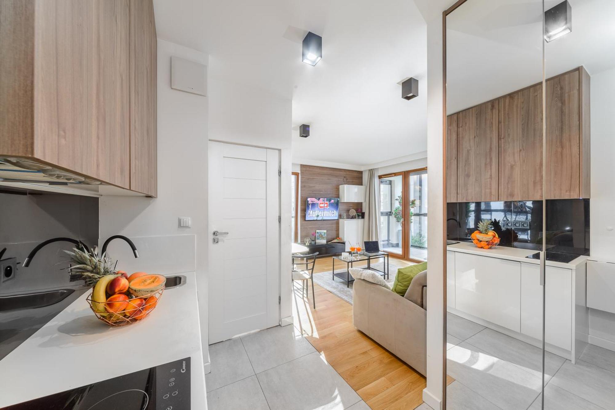 Lumina Apartment With Parking Near Muzeum Powstania 华沙 外观 照片