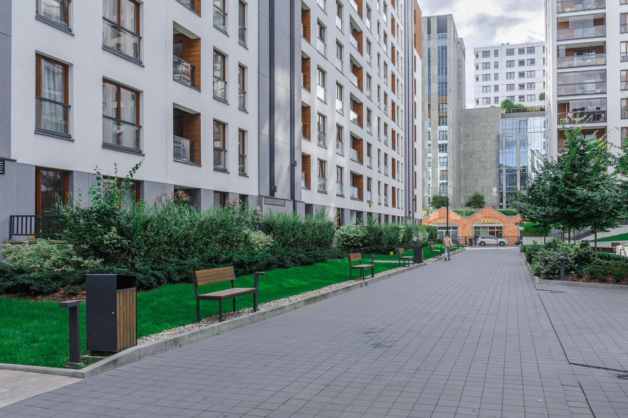 Lumina Apartment With Parking Near Muzeum Powstania 华沙 外观 照片